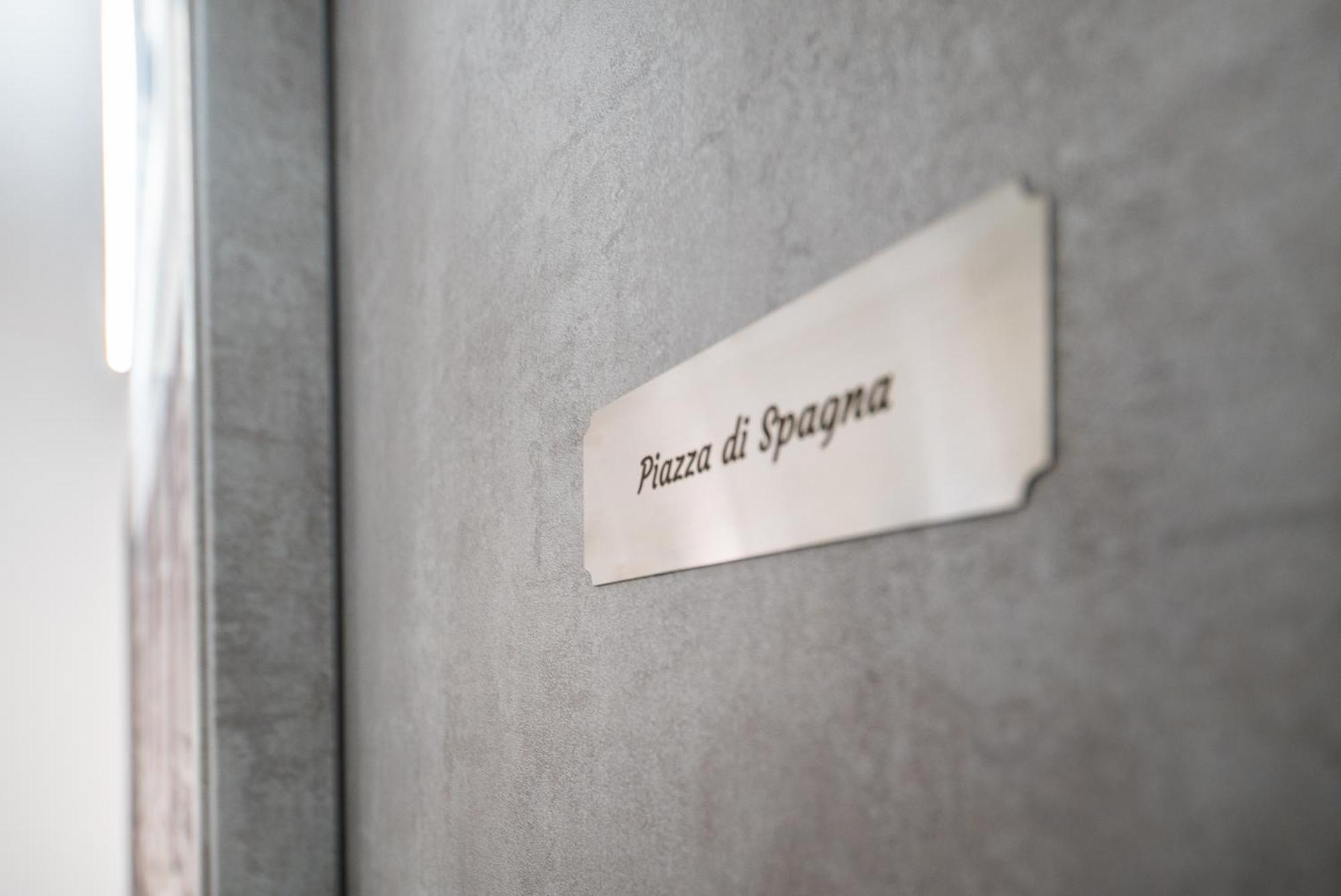 Domus Garbatella Gæstehus *